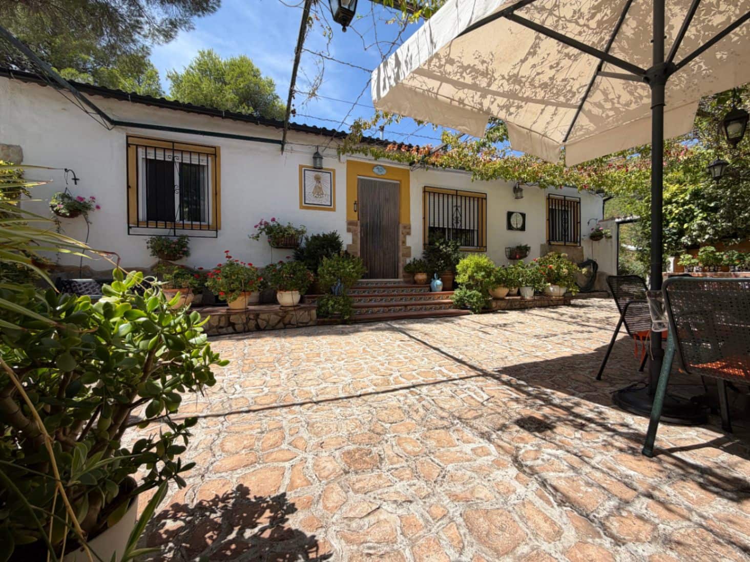3 bedroom Villa for sale in Muro de Alcoy with pool garage - € 210,000 (Ref: 10032463)