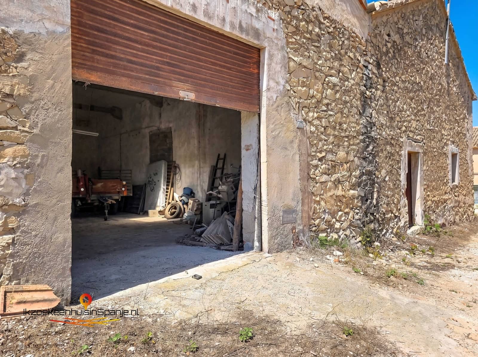 Kommersiell til salgs i Pinoso - € 99 000 (Ref: 10032465)