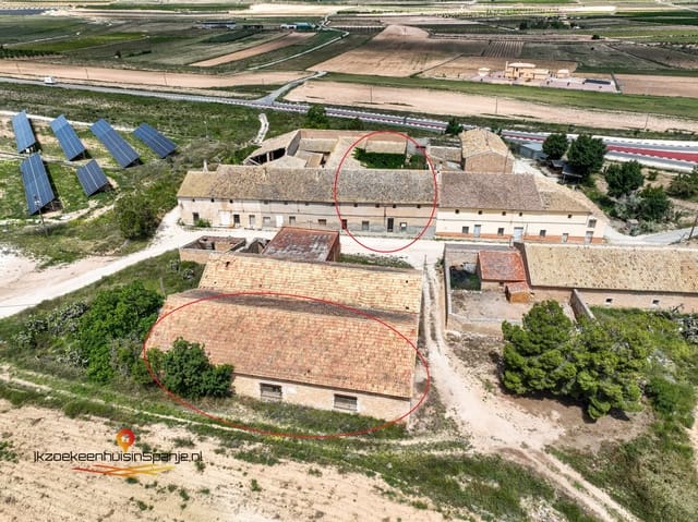 Kommersiell til salgs i Pinoso - € 99 000 (Ref: 10032465)