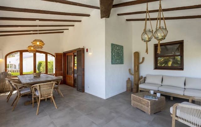 4 bedroom Villa for sale in Javea / Xàbia with pool - € 795,000 (Ref: 10033191)