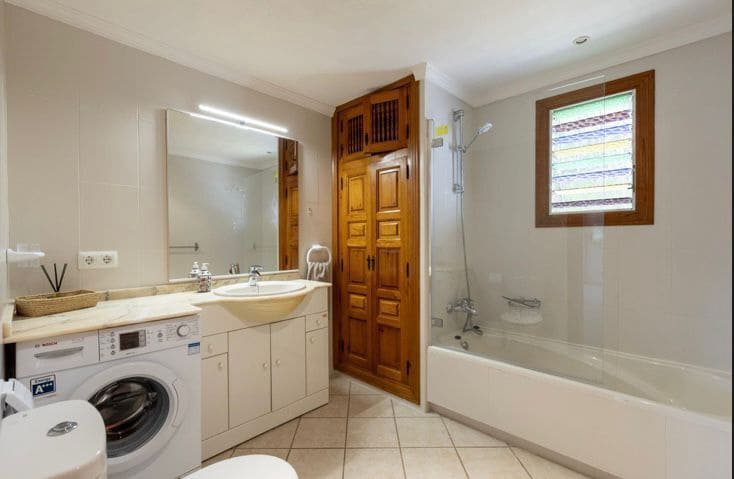 4 bedroom Villa for sale in Javea / Xabia with pool - € 795,000 (Ref: 10033191)