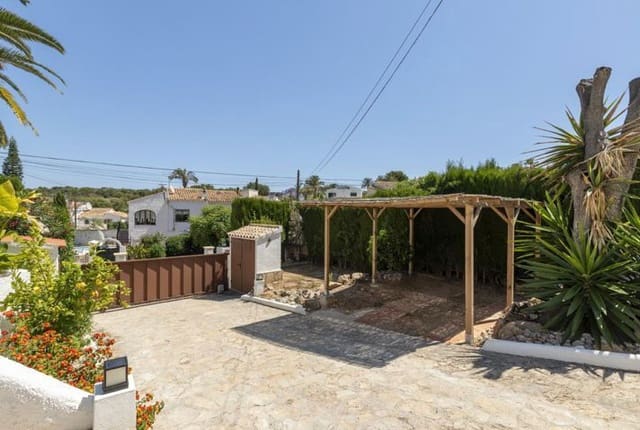 4 bedroom Villa for sale in Javea / Xàbia with pool - € 795,000 (Ref: 10033191)