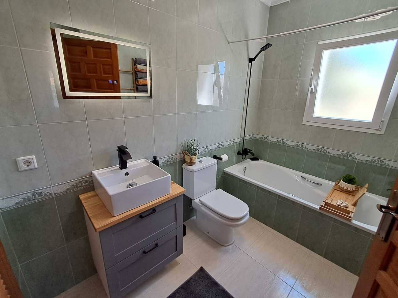 3 chambre Villa/Maison à vendre à Benitachell / Benitatxell avec piscine garage - 550 000 € (Ref: 10033192)