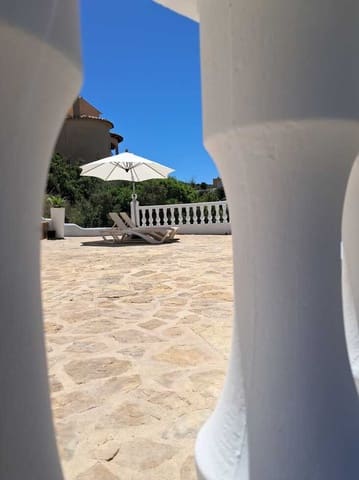 3 chambre Villa/Maison à vendre à Benitachell / Benitatxell avec piscine garage - 550 000 € (Ref: 10033192)