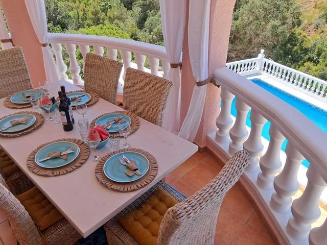 3 chambre Villa/Maison à vendre à Benitachell / Benitatxell avec piscine garage - 550 000 € (Ref: 10033192)