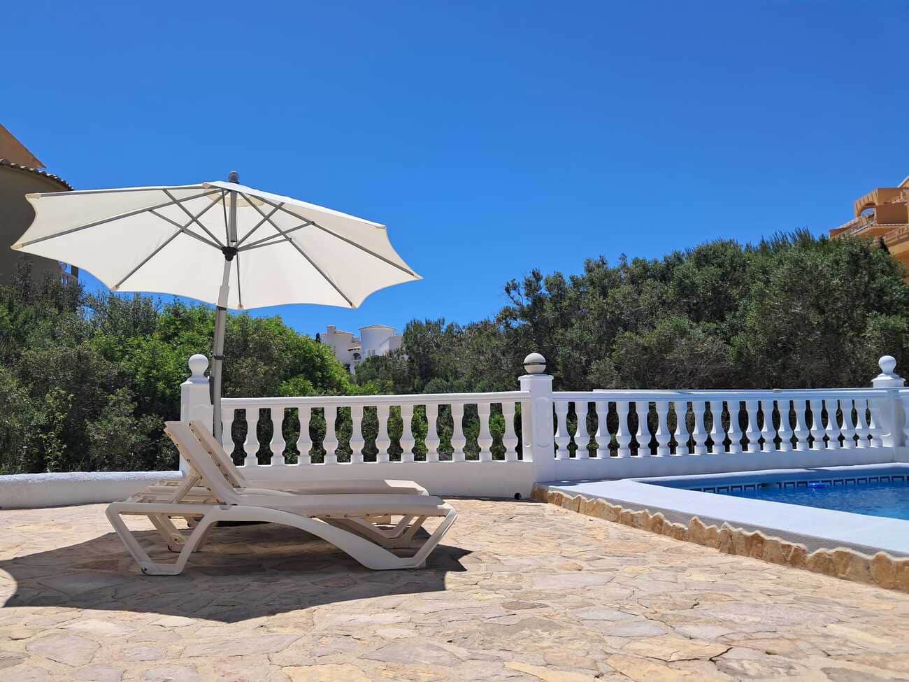 3 chambre Villa/Maison à vendre à Benitachell / Benitatxell avec piscine garage - 550 000 € (Ref: 10033192)