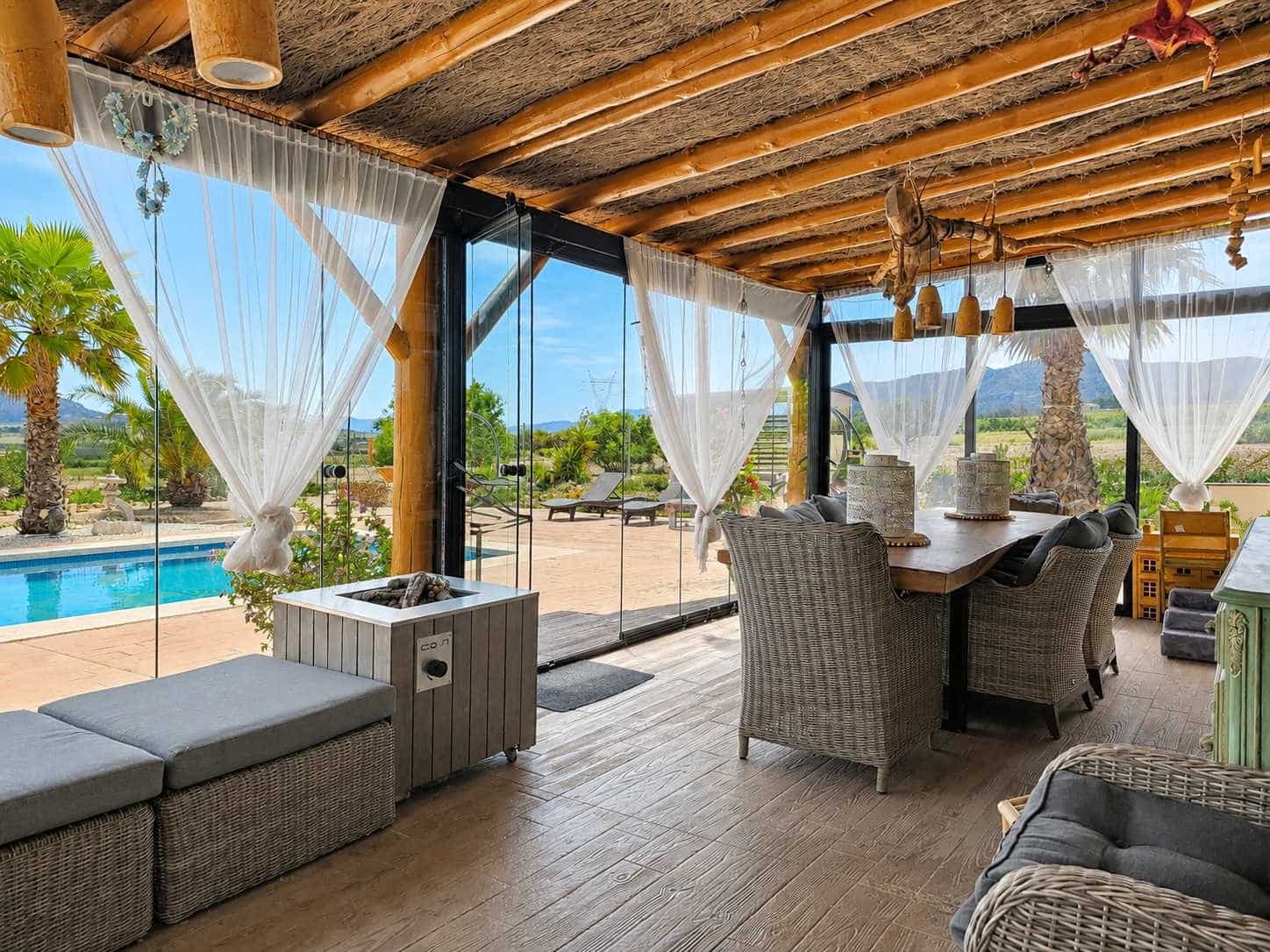 4 Zimmer Villa zu verkaufen in Salinas - 449.995 € (Ref: 10042075)