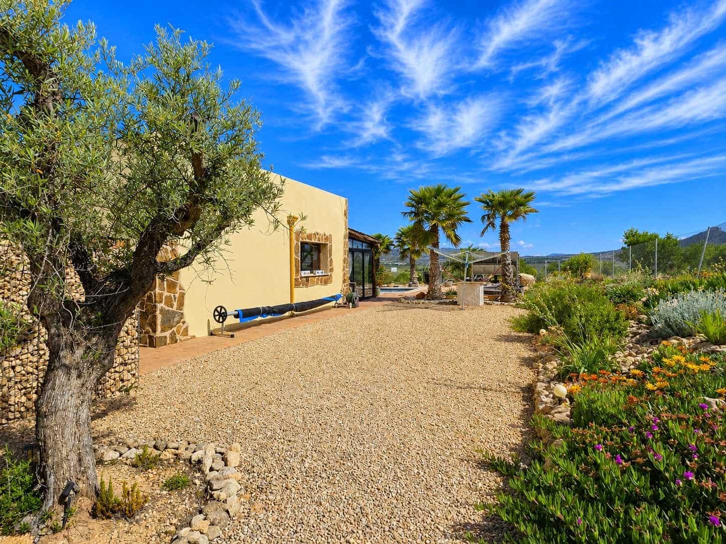 4 Zimmer Villa zu verkaufen in Salinas - 449.995 € (Ref: 10042075)