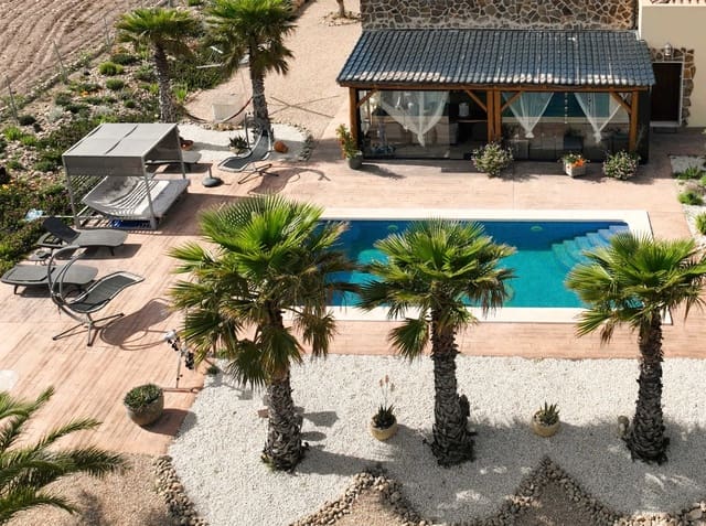 4 Zimmer Villa zu verkaufen in Salinas - 449.995 € (Ref: 10042075)