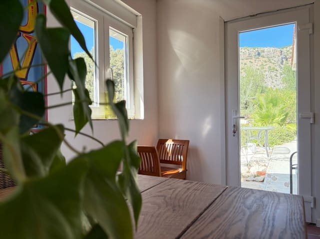 5 chambre Villa/Maison à vendre à Muro de Alcoy avec piscine garage - 215 000 € (Ref: 10095339)