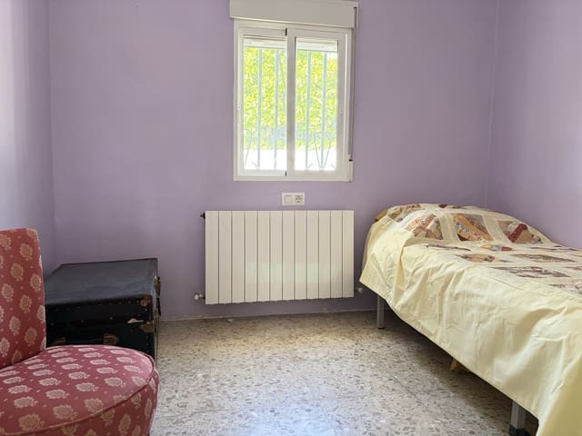 4 bedroom Finca/Country House for sale in Millena with pool garage - € 190,000 (Ref: 9937341)