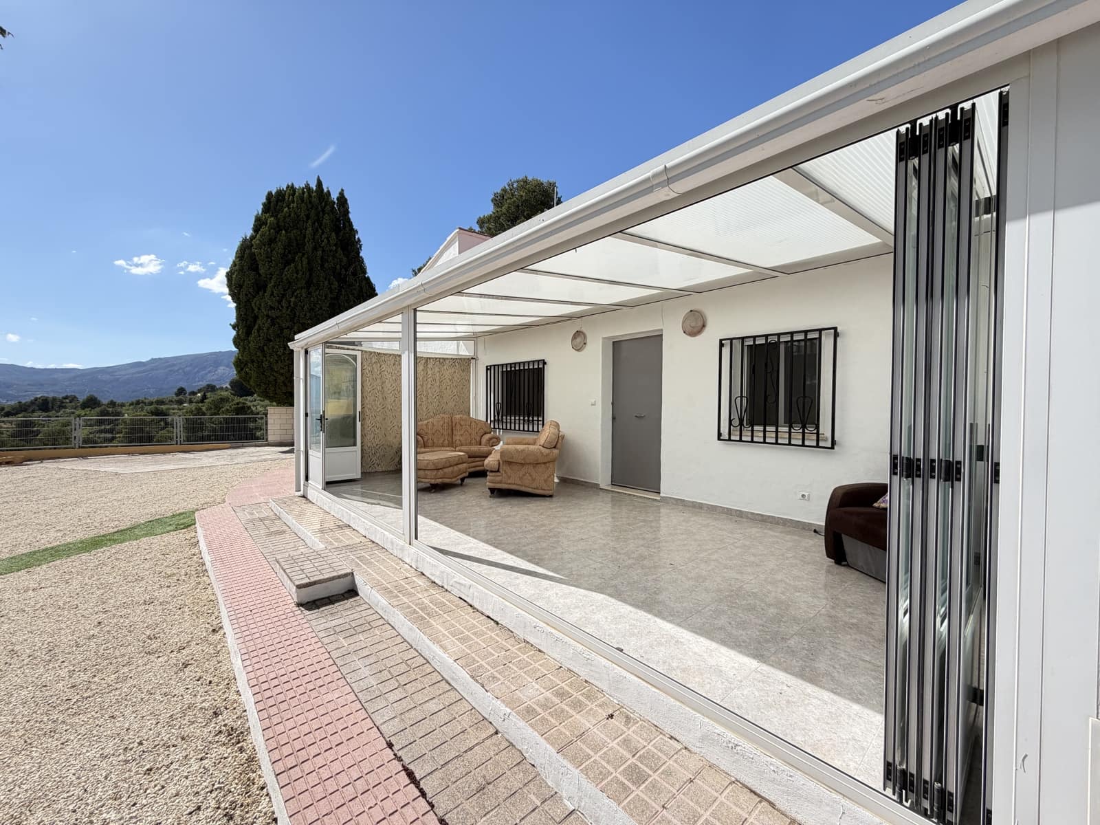 4 bedroom Finca/Country House for sale in Millena with pool garage - € 190,000 (Ref: 9937341)