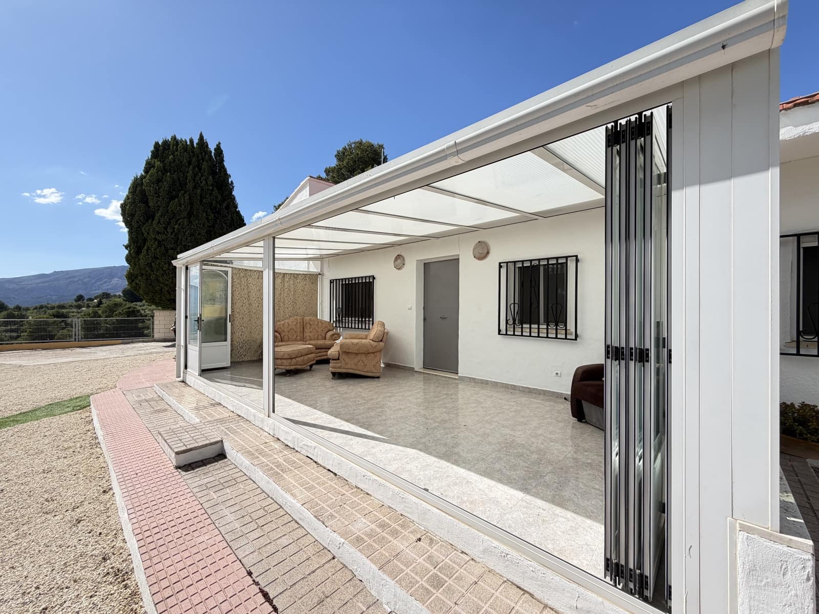 4 bedroom Finca/Country House for sale in Millena with pool garage - € 190,000 (Ref: 9937341)