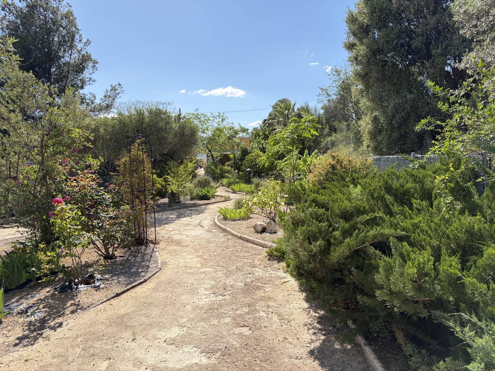 4 bedroom Finca/Country House for sale in Millena with pool garage - € 190,000 (Ref: 9937341)