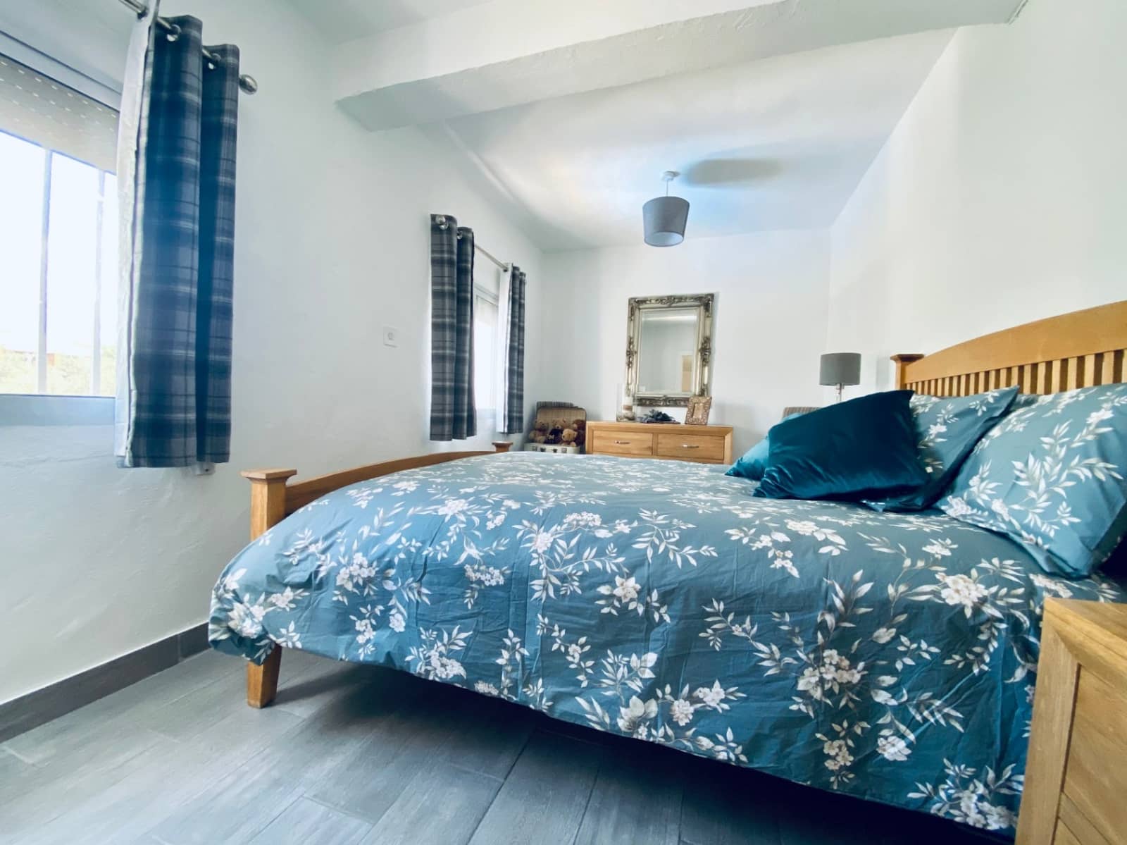 3 sypialnia Willa na sprzedaż w Cocentaina z basenem garażem - 225 000 € (Ref: 9937360)