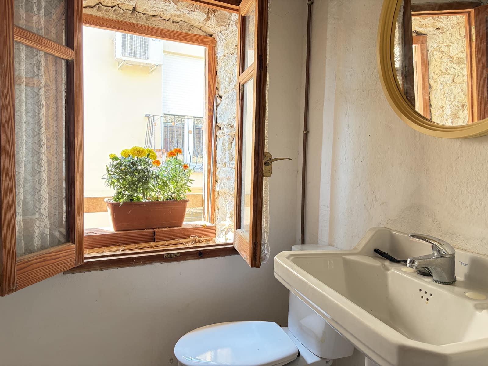 3 bedroom Townhouse for sale in Benimassot - € 75,000 (Ref: 9937384)