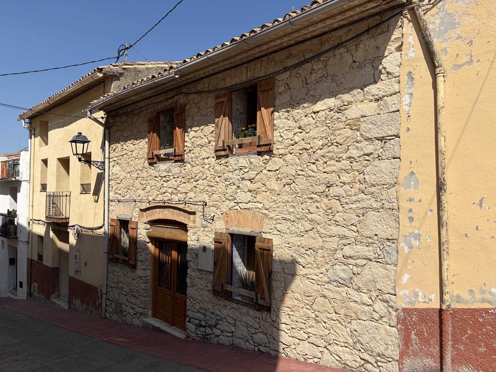 3 bedroom Townhouse for sale in Benimassot - € 75,000 (Ref: 9937384)