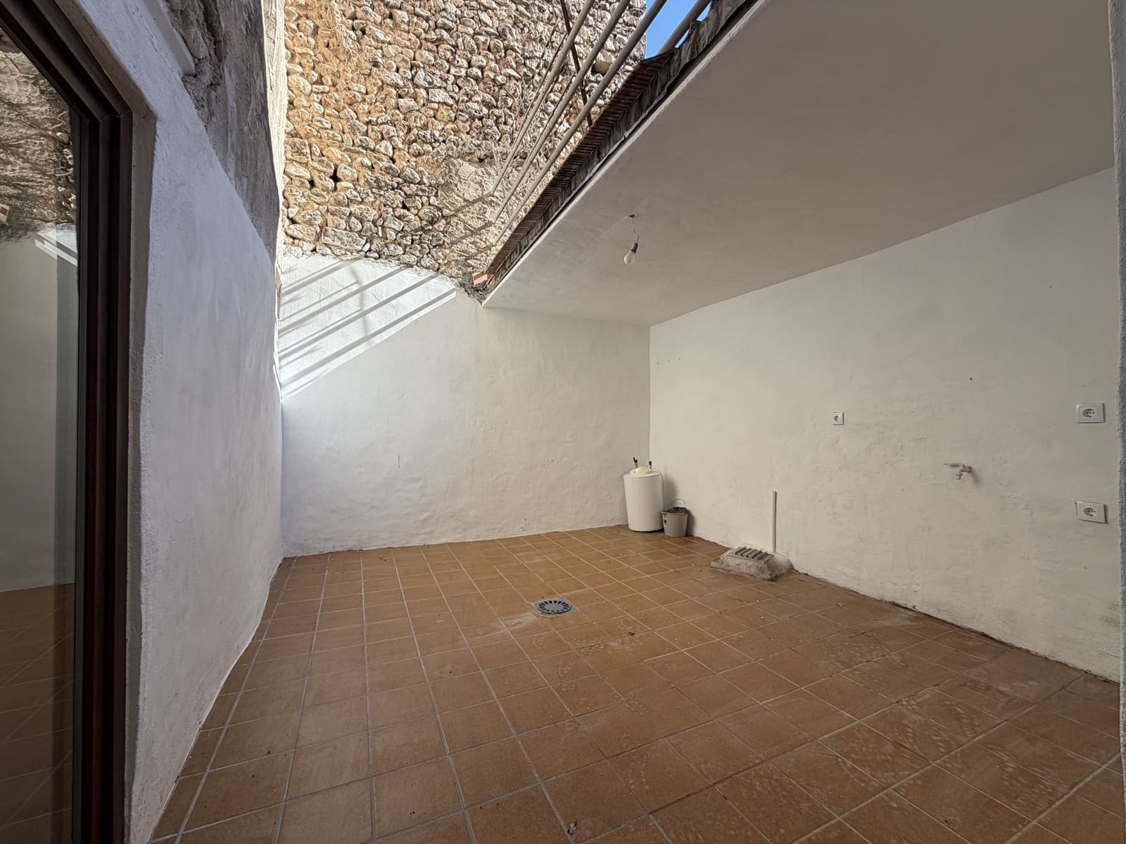 2 bedroom Townhouse for sale in Almudaina - € 89,000 (Ref: 9937415)
