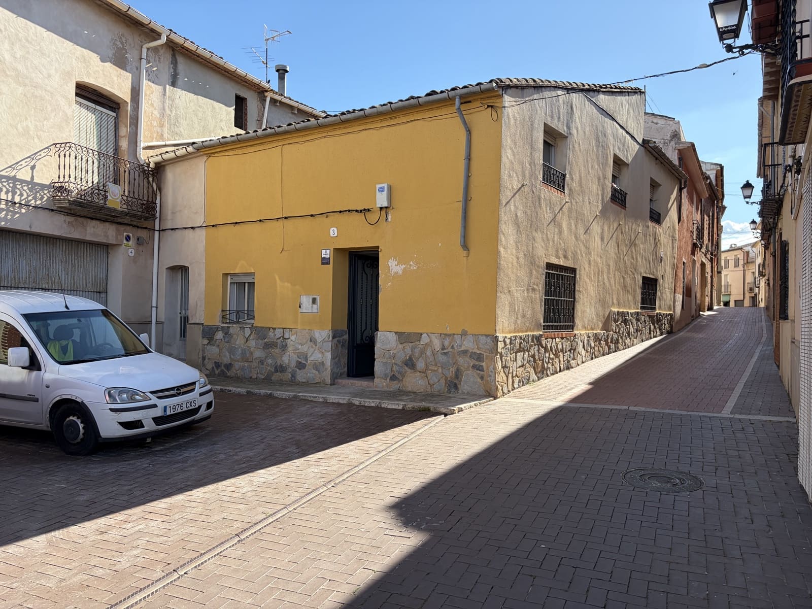 2 bedroom Townhouse for sale in Almudaina - € 89,000 (Ref: 9937415)