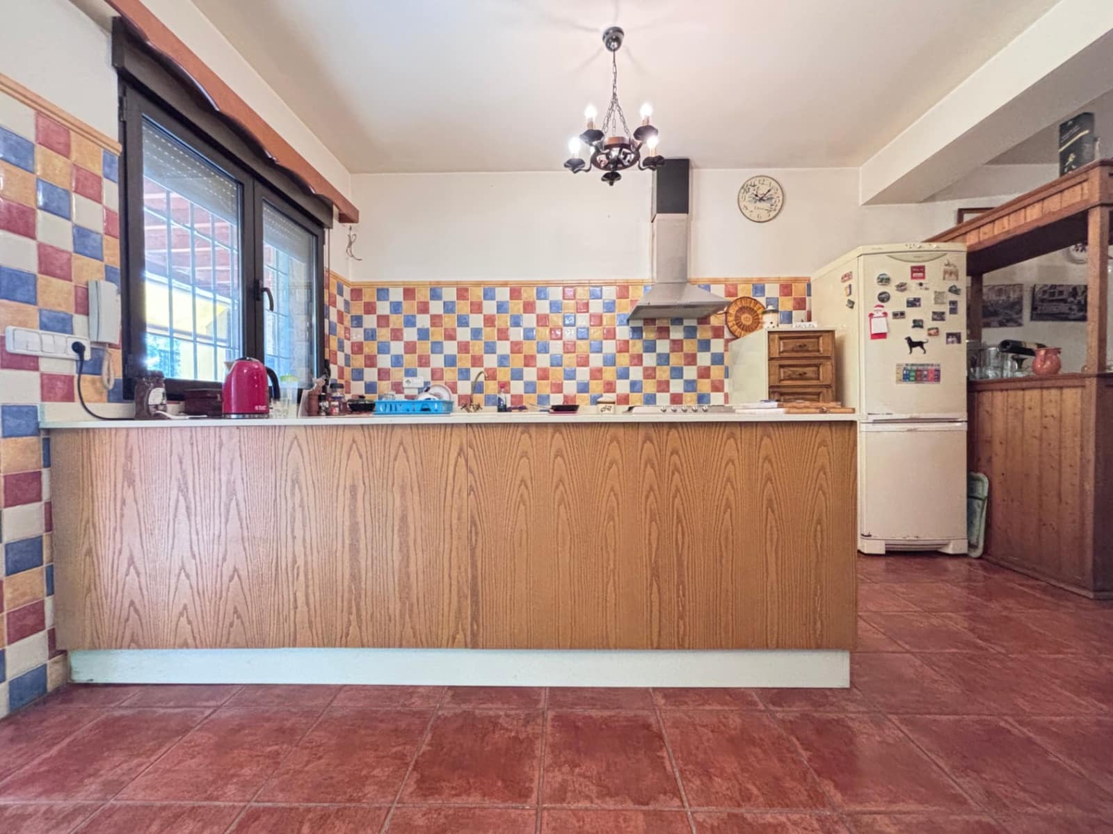4 bedroom Villa for sale in Muro de Alcoy with garage - € 225,000 (Ref: 9937417)