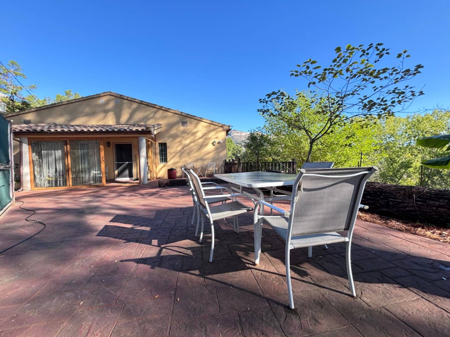 4 bedroom Villa for sale in Muro de Alcoy with garage - € 225,000 (Ref: 9937417)
