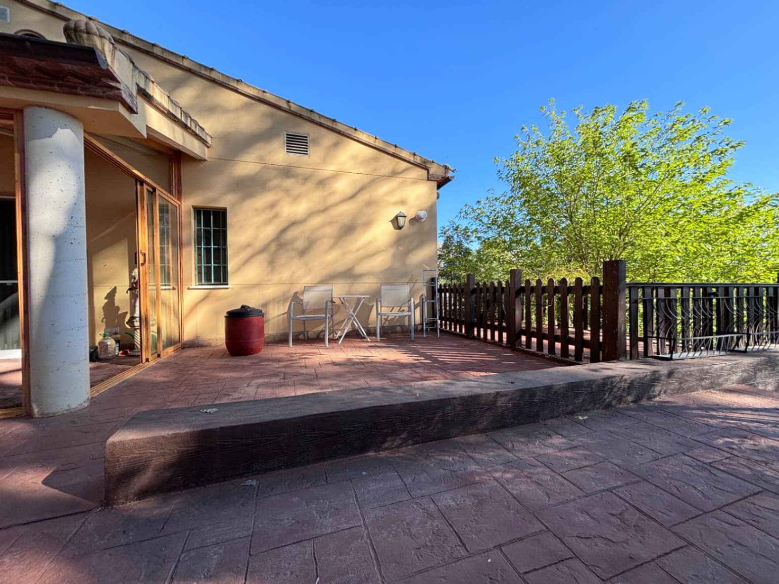 4 bedroom Villa for sale in Muro de Alcoy with garage - € 225,000 (Ref: 9937417)