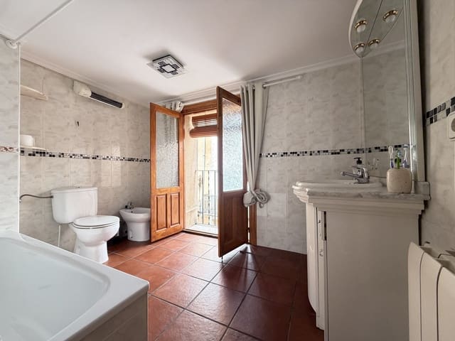 3 camera da letto Casa in vendita in Cocentaina - 120.000 € (Rif: 9938804)