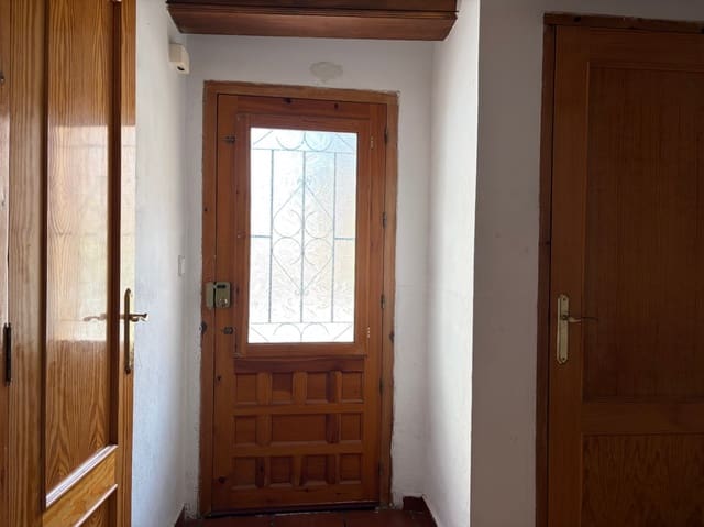 3 slaapkamer Huis te koop in Cocentaina - € 120.000 (Ref: 9938804)