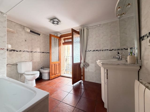 3 slaapkamer Huis te koop in Cocentaina - € 120.000 (Ref: 9938804)