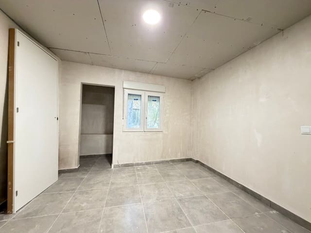 Huis te koop in Cocentaina - € 95.000 (Ref: 9950241)