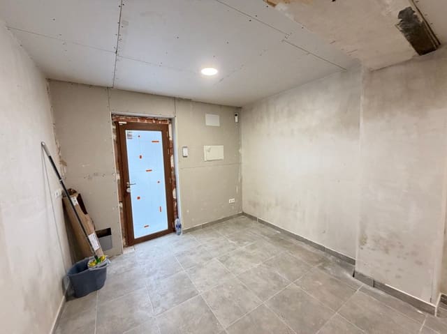 Huis te koop in Cocentaina - € 95.000 (Ref: 9950241)