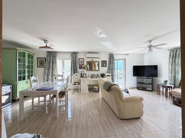 4 chambre Villa/Maison à vendre à Muro de Alcoy avec piscine garage - 210 000 € (Ref: 9954544)