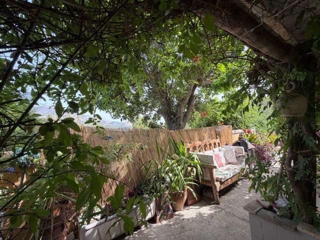 4 soveværelse Villa til salg i Alcoy / Alcoi med swimmingpool garage - € 200.000 (Ref: 9996564)