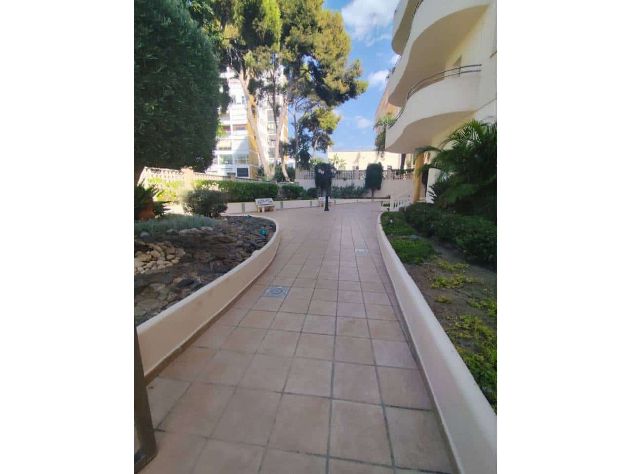 Apartamento de 2 habitaciones en Benalmádena en venta con piscina garaje - 420.000 € (Ref: 10063655)
