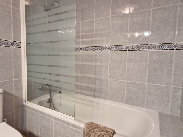 2 soveværelse Lejlighed til salg i Benalmádena med swimmingpool garage - € 395.000 (Ref: 10094026)