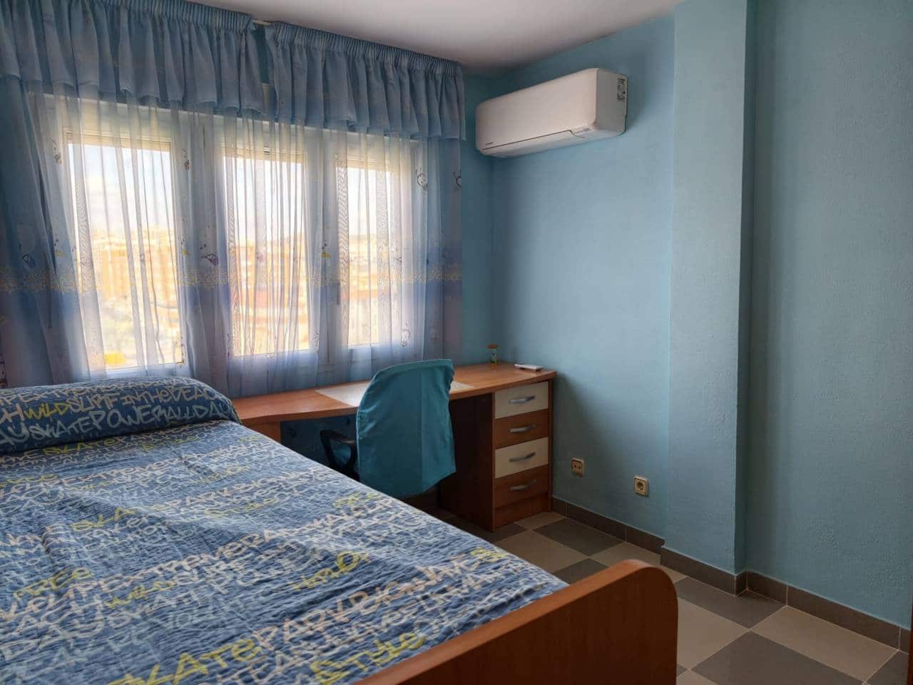 3 Zimmer Apartment zu vermieten in Malaga Stadt - 1.900 € (Ref: 10148255)
