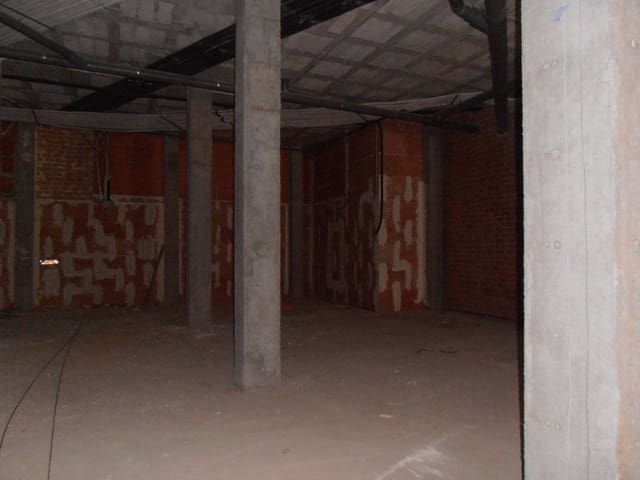 Kommersiell til salgs i Puerto Marina, Benalmádena - € 950 000 (Ref: 4529771)