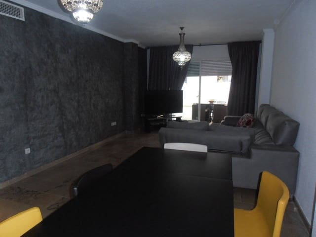 Appartement de 2 chambres à louer à Puerto Marina, Benalmádena avec piscine garage - 1 650 € (Ref: 4595317)