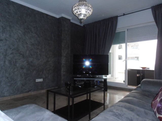 Appartement de 2 chambres à louer à Puerto Marina, Benalmádena avec piscine garage - 1 650 € (Ref: 4595317)