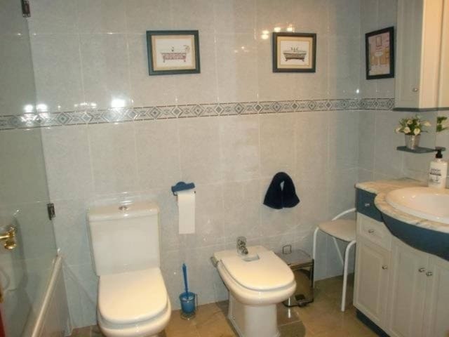 Appartement de 2 chambres à louer à Puerto Marina, Benalmádena avec piscine garage - 1 500 € (Ref: 4796461)