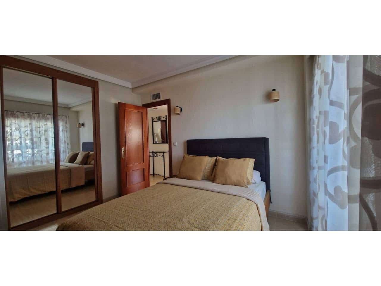 1 slaapkamer Flat te huur in Benalmadena met zwembad - € 1.250 (Ref: 4853640)