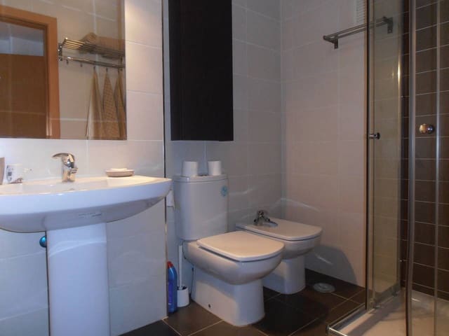 3 quarto Apartamento para arrendar em Benalmádena com piscina garagem - 2 000 € (Ref: 5732295)