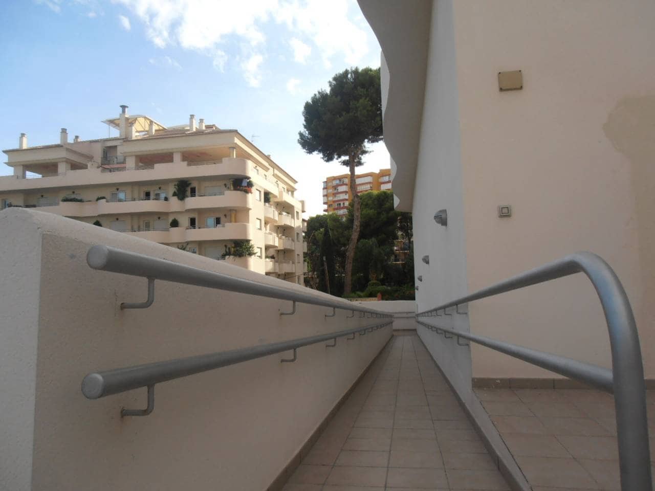 3 bedroom Flat for rent in Benalmadena with pool garage - € 2,000 (Ref: 5732295)