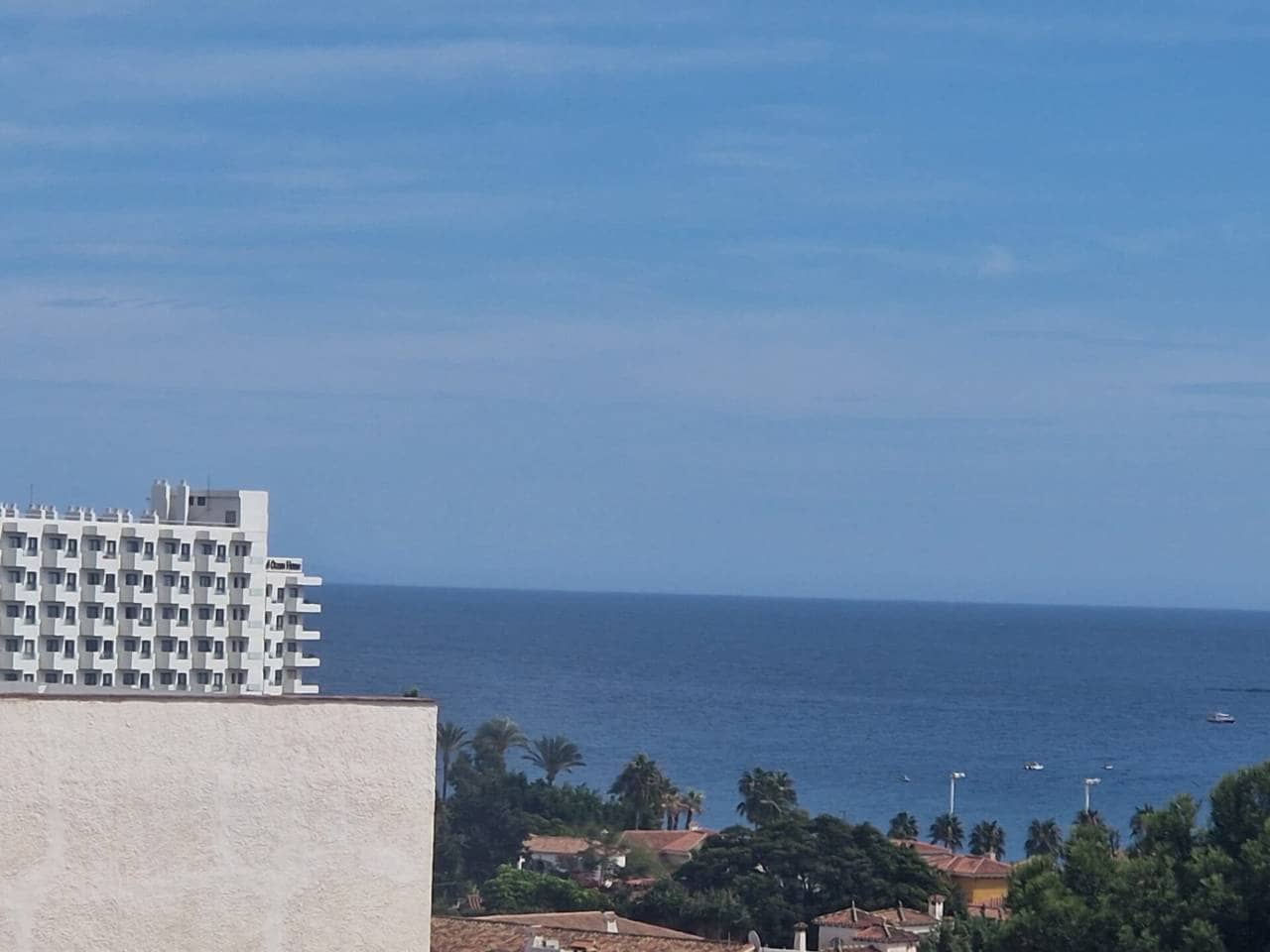 3 bedroom Flat for rent in Benalmadena with pool garage - € 2,000 (Ref: 5732295)