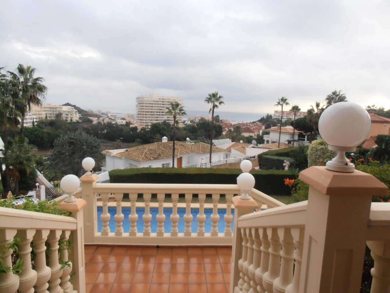 6 bedroom Villa for sale in Benalmadena with pool garage - € 2,000,000 (Ref: 5737409)