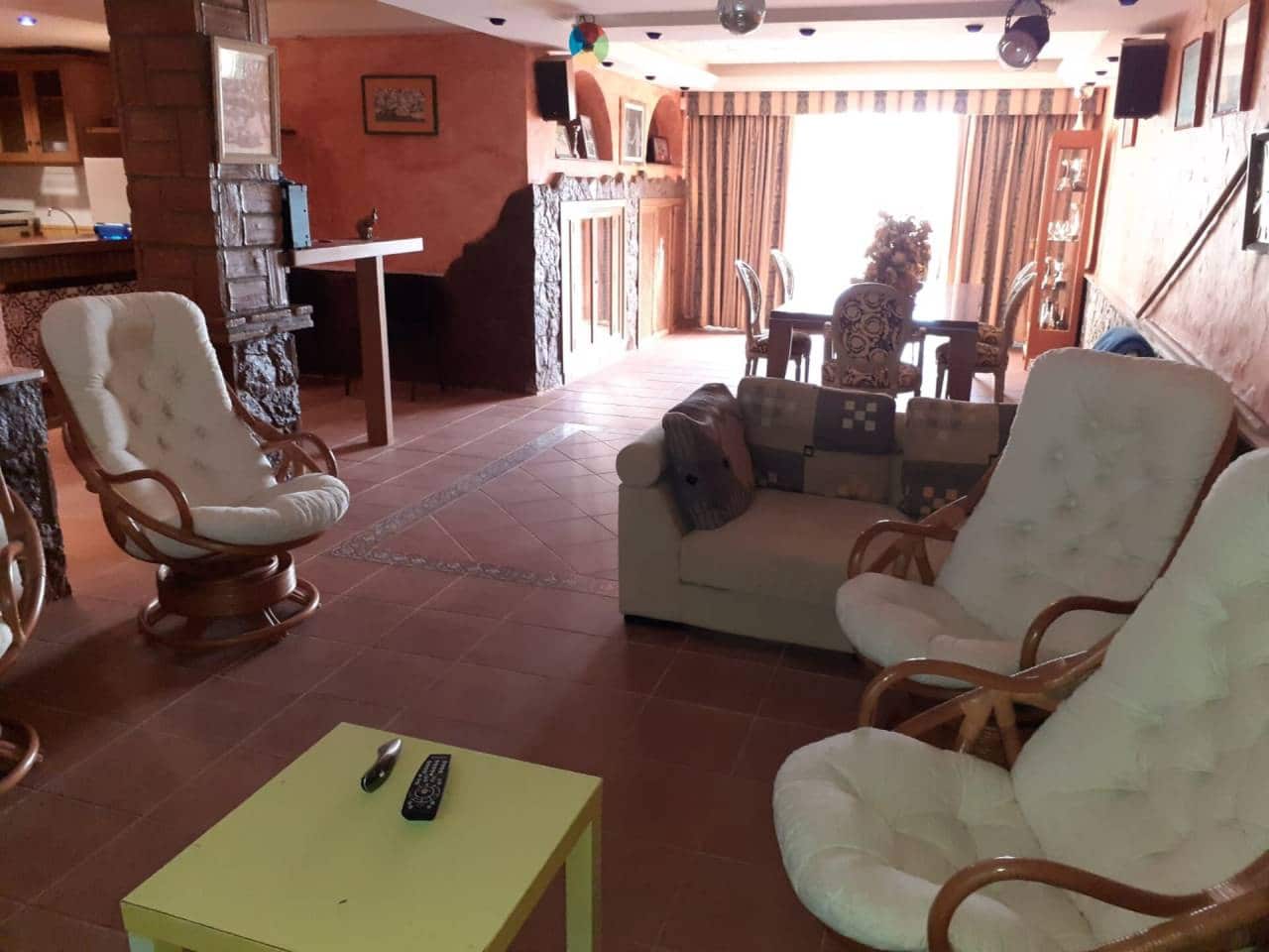 6 bedroom Villa for sale in Benalmadena with pool garage - € 2,000,000 (Ref: 5737409)