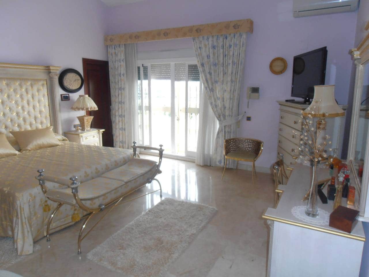 6 bedroom Villa for sale in Benalmadena with pool garage - € 2,000,000 (Ref: 5737409)