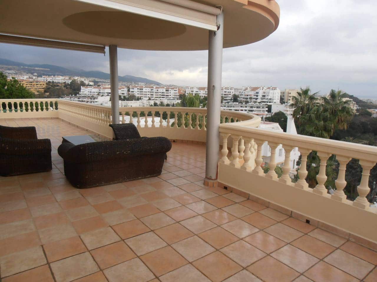 6 bedroom Villa for sale in Benalmadena with pool garage - € 2,000,000 (Ref: 5737409)