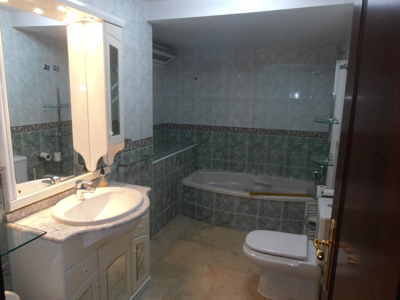 6 bedroom Villa for sale in Benalmadena with pool garage - € 2,000,000 (Ref: 5737409)