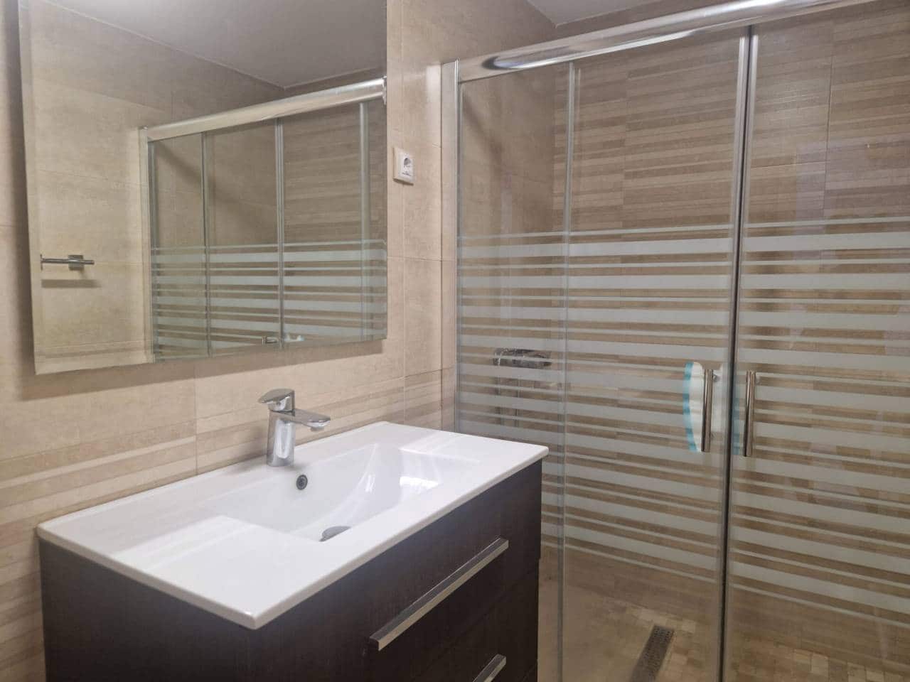 1 soveværelse Lejlighed til salg i Torremolinos med swimmingpool - € 240.000 (Ref: 5859021)